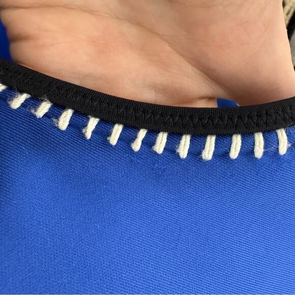 Victoria’s Secret Crochet Bikini Set Blue Pink Color Block 32B Medium - Picture 7 of 10